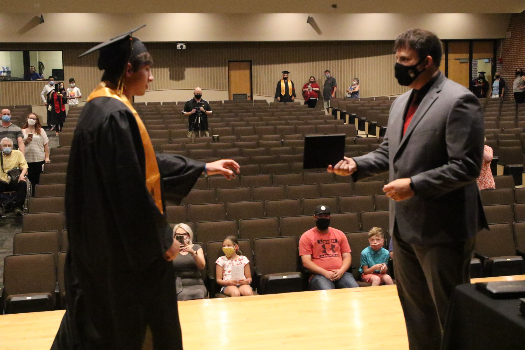 IFA_Grad1580.JPG